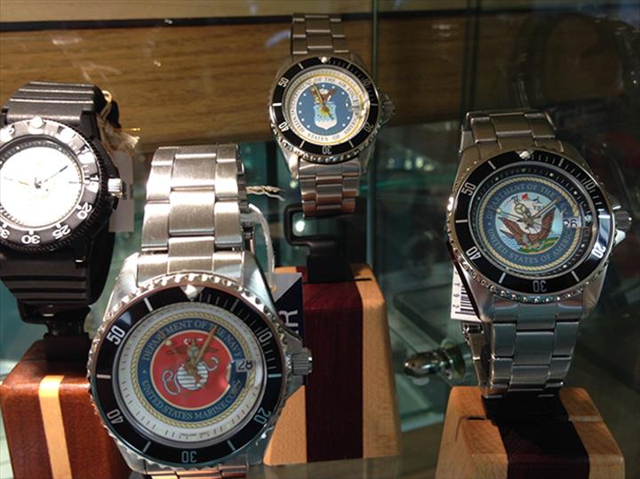 Watch & Clock Junction Johnston, IA